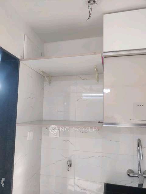 1 RK Flat In Mayfair The View For Sale  In  Vikhroli West