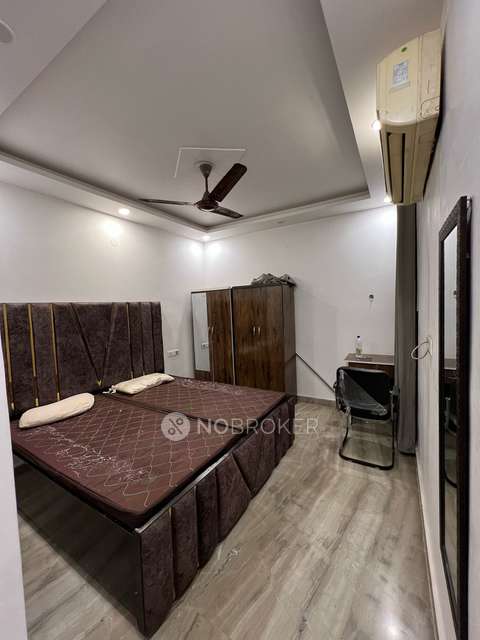 PG for Girls in Tagore Garden Extension