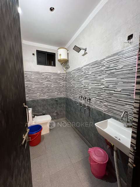 PG for Girls in Tagore Garden Extension