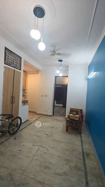 1 BHK Flat In Gyan Khand Ii, Indirapuram for Rent  In Indirapuram