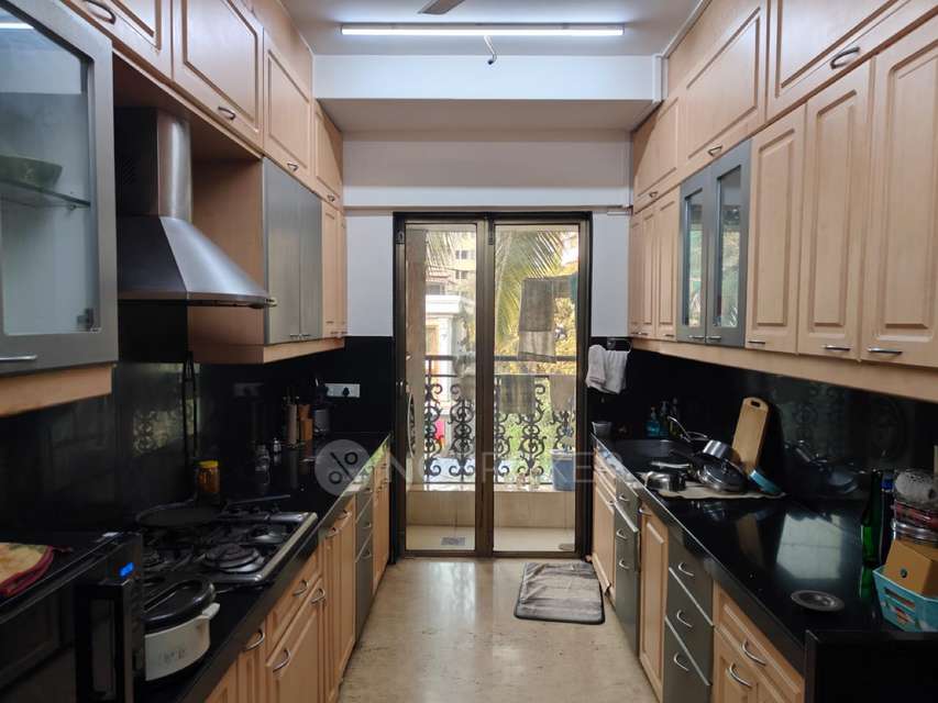3 BHK Flat In Aashana Apartment  For Sale  In Bandra West