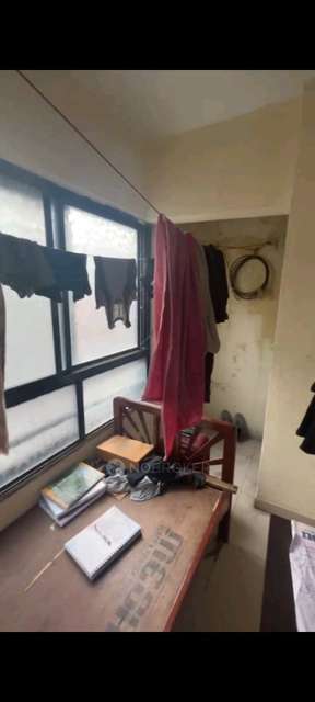 Single Room for Male In 2 BHK  In Sb In Shukrawar Peth