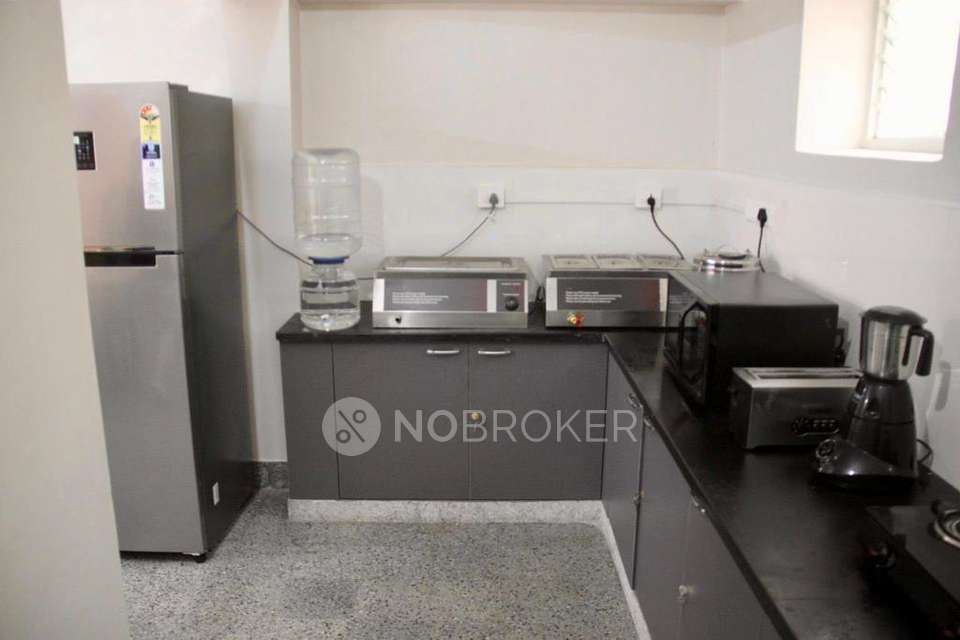 PG for Anyone in Shanthala Nagar,