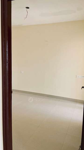 2 BHK Flat In Av Swarnamukhi For Sale  In Kattupakkam
