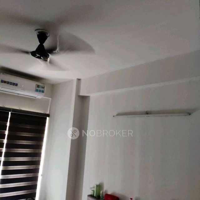 2 BHK Flat In  Gulshan Botnia For Sale  In Sector 144
