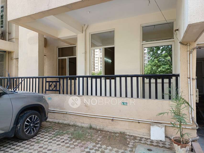 3 BHK Flat In Supertech Oxford Square For Sale  In Sector 16 B