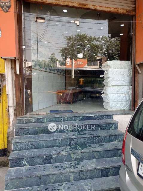 Showroom in Ballabgarh, Faridabad for sale 