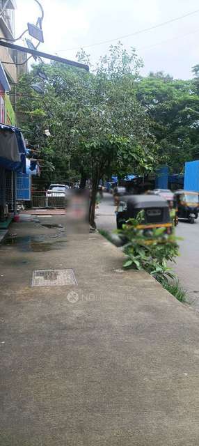 Shop in Hari Shankar Joshi Road, Mumbai for Rent 
