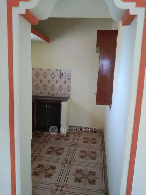 2 BHK House for Rent  In 6th C Cross Road