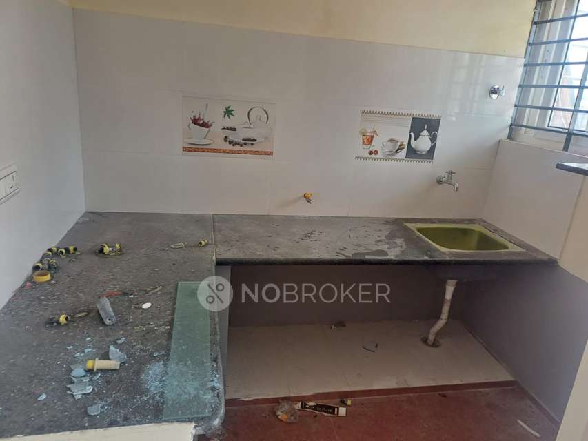 1 BHK Flat In Sb for Lease  In Kurubarahalli