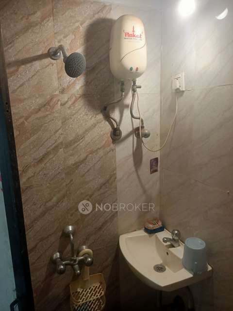 1 BHK Flat In Ekta Chs For Sale  In Kurla East