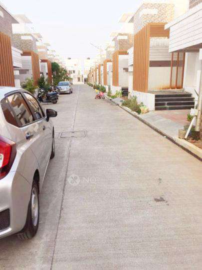 4 BHK House For Sale  In Navalur