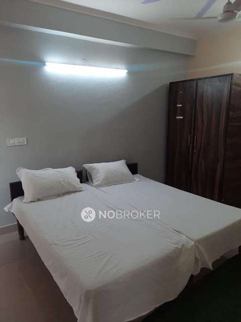 PG for Boys in Sector 39