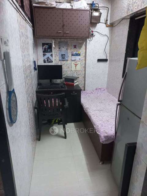 1 RK Flat In Krishna Nayan Society For Sale  In Kandivali West