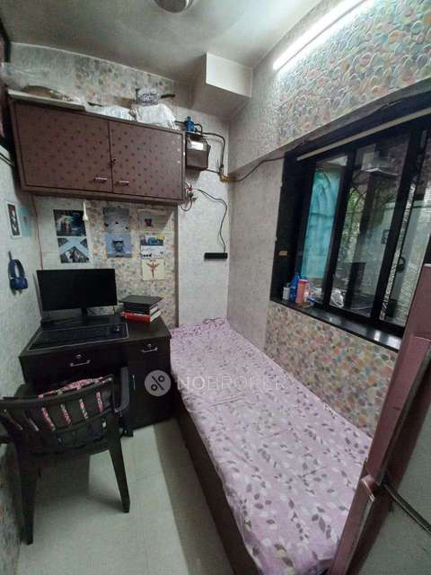 1 RK Flat In Krishna Nayan Society For Sale  In Kandivali West