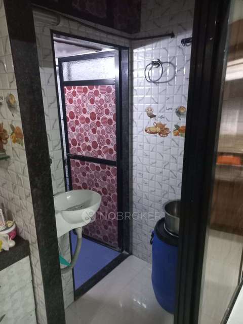 1 RK Flat In Krishna Nayan Society For Sale  In Kandivali West