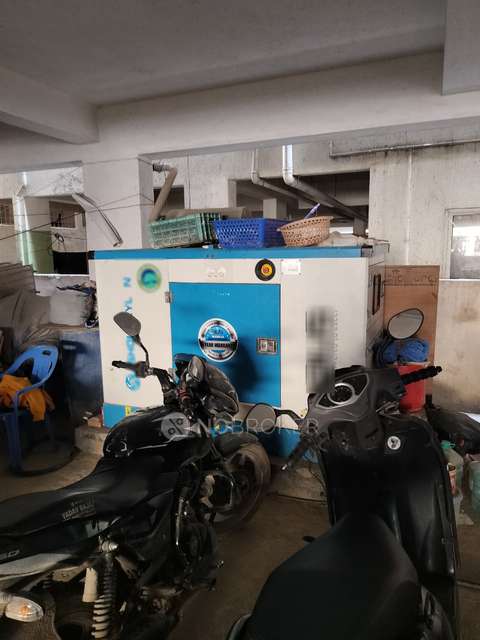 1 BHK Flat In Sapthagiri Ratna Manju For Sale  In Electronic City
