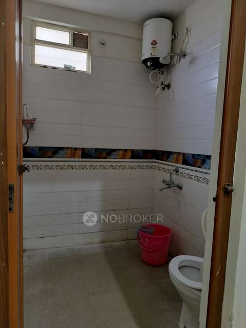 1 BHK Flat In Sapthagiri Ratna Manju For Sale  In Electronic City