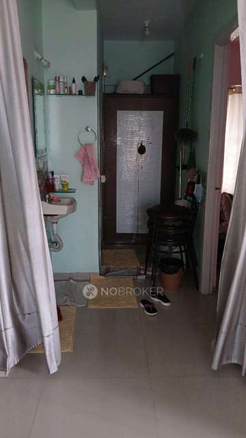 1 BHK Flat In Mahalakshi Tower For Sale  In Thane