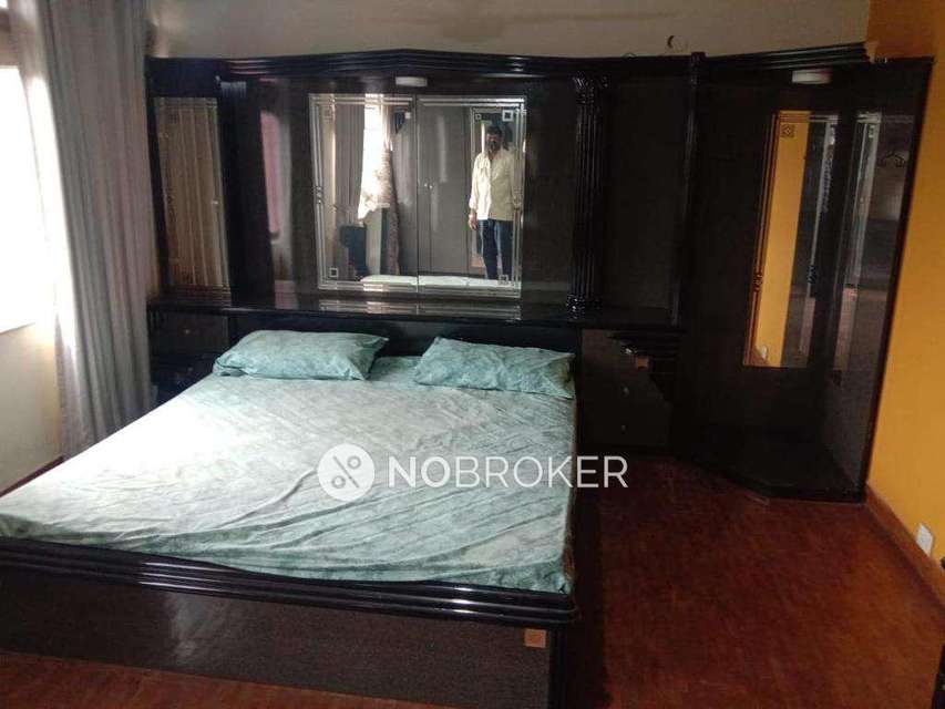 4 BHK Flat In Green View Apartment For Sale  In Sainik Farm