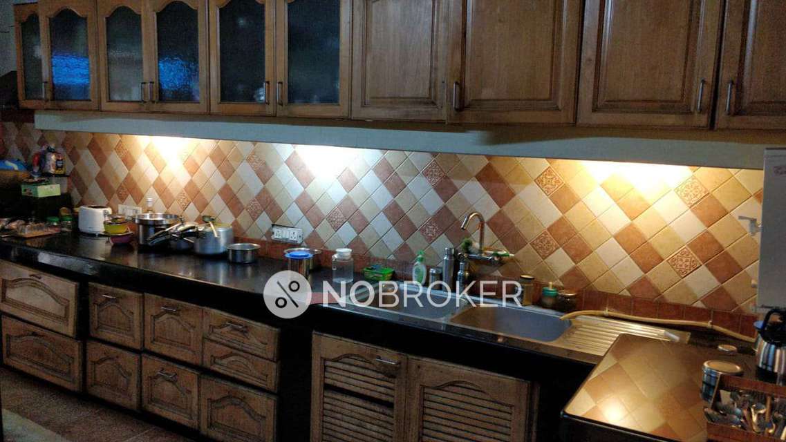 4+ BHK House For Sale  In Maharani Bagh