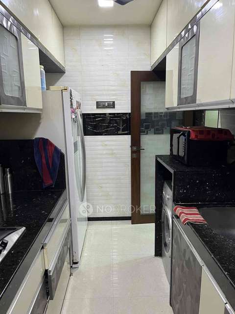 2 BHK Flat In Cliff Tower For Sale  In Andheri West