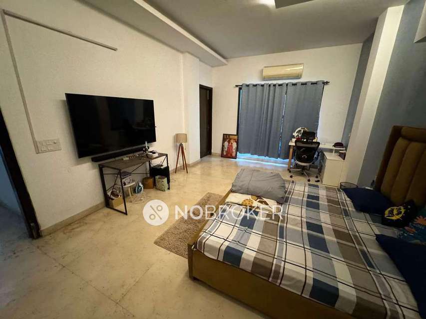 3 BHK Flat For Sale  In  Sector 43