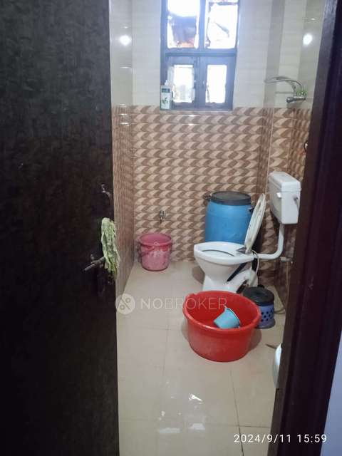 2 BHK Flat In Krishna Apartment For Sale  In Ashok Vihar