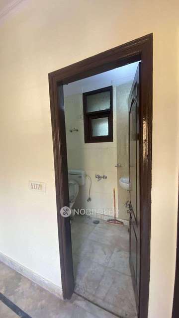 3 BHK Flat In Bhoti Devi Apartment For Sale  In Aya Nagar