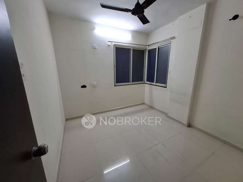 2 BHK Flat In Silver Classic, Narhe for Rent  In Silver Classic Apartment