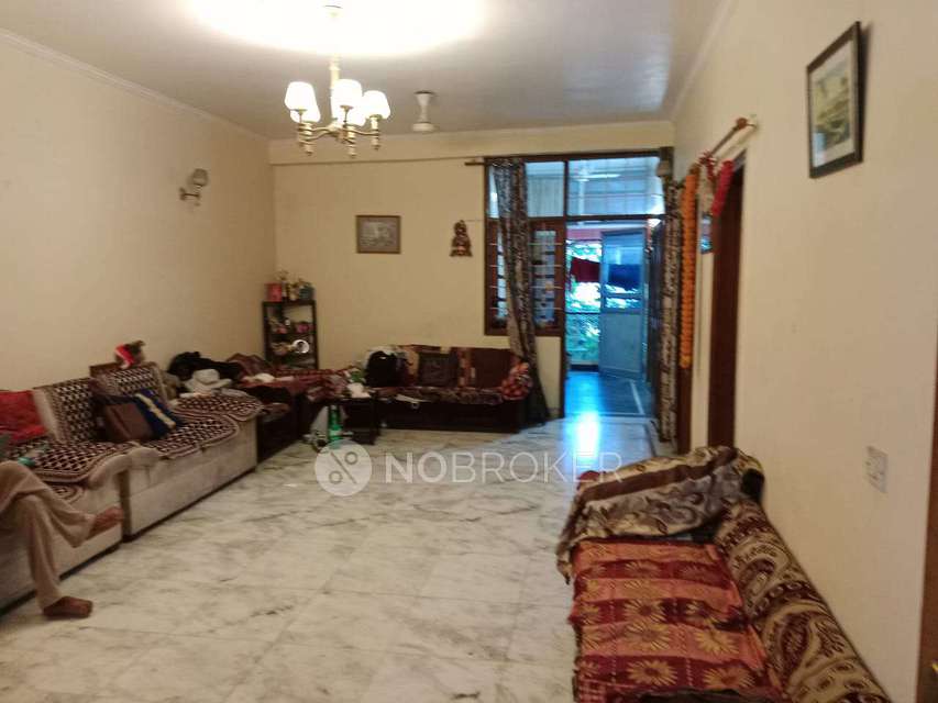 1 RK House for Rent  In Green Park