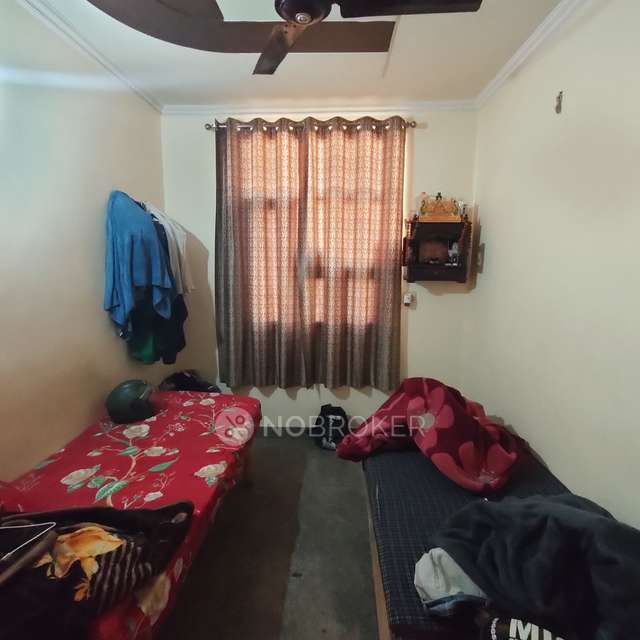 2 BHK Flat In Karampura For Sale  In Karam Pura