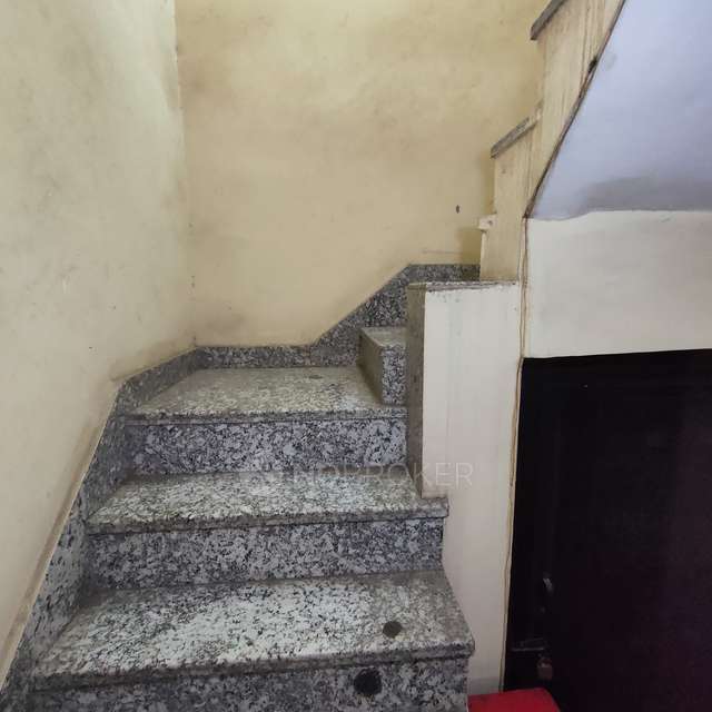 2 BHK Flat In Karampura For Sale  In Karam Pura