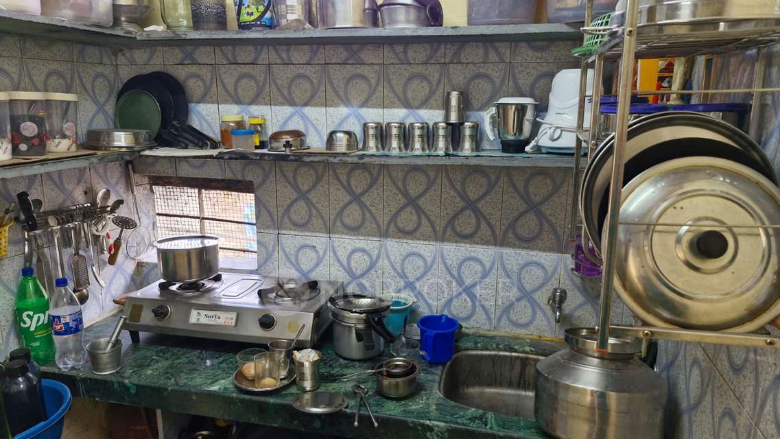 1 BHK House For Sale  In Malad West