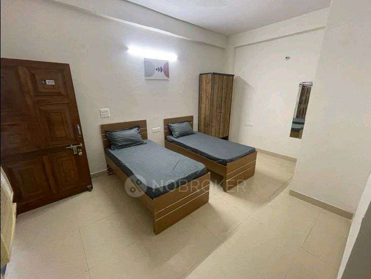 1 RK House for Rent  In Bs81, Basai, Sector 70, Noida, Uttar Pradesh 201316, India