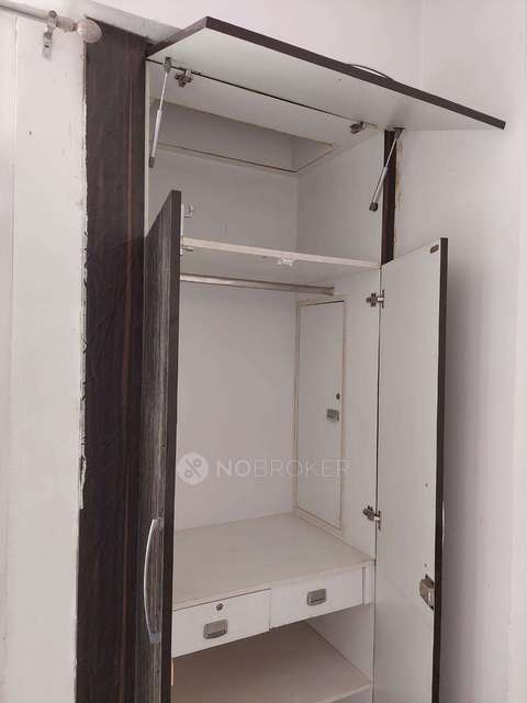 2 BHK Flat In Gaur City 1 For Sale  In Sector 4