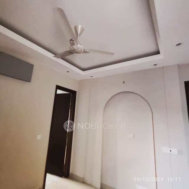 4 BHK Flat For Sale  In Sector 67