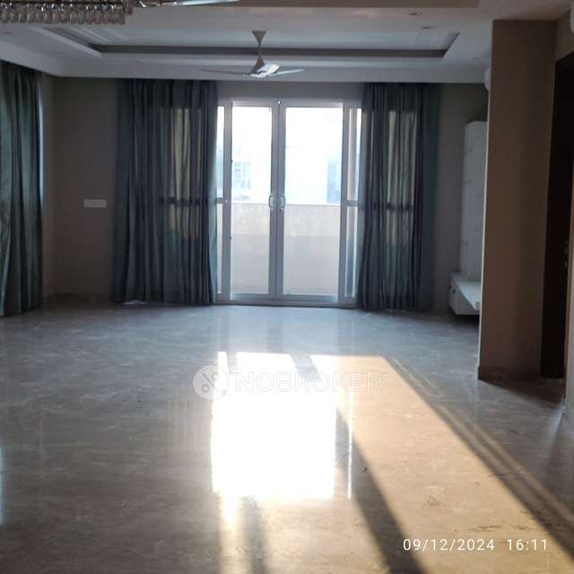 4 BHK Flat For Sale  In Sector 67