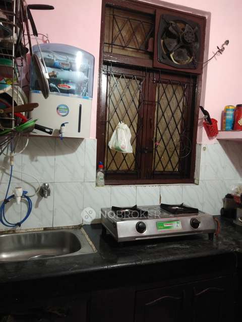 1 BHK Flat In London House For Sale  In Mehrauli