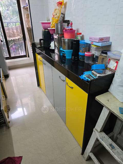 2 BHK Flat In Shivprasad Chs For Sale  In Kandivali West