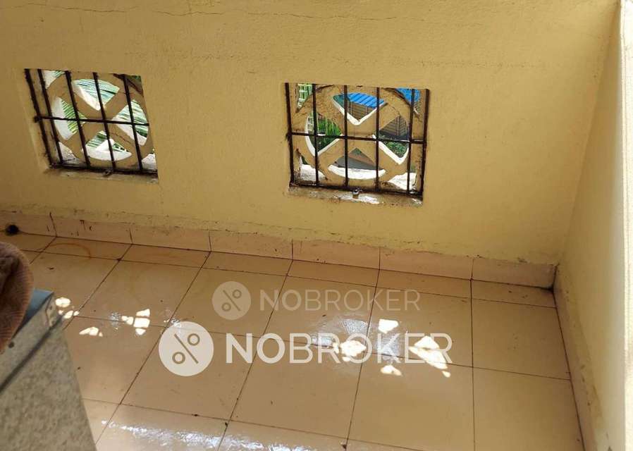 1 BHK Flat In Aanand Vihar Building  For Sale  In Kalwa