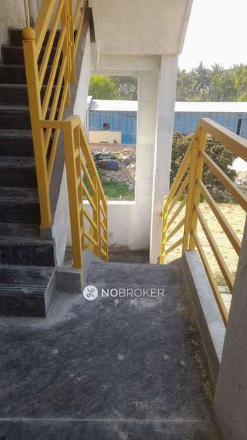 4+ BHK Flat In Standalone Building  For Sale  In Kadabagere