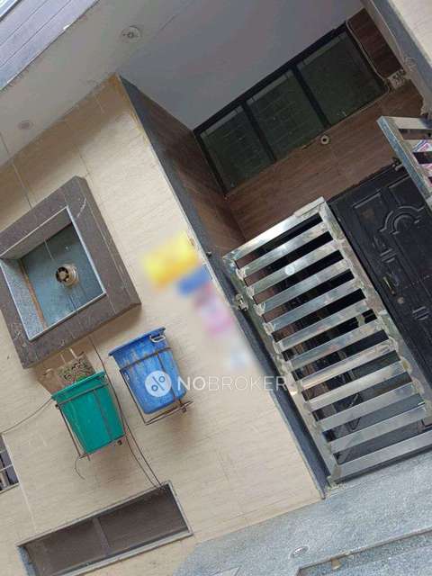 1 RK Flat for Rent  In Sector 43