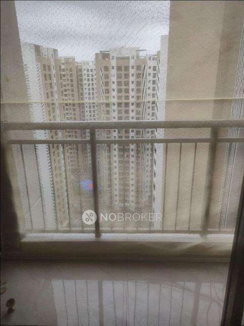 1 BHK Flat In Sunteck West World For Sale  In Naigaon East