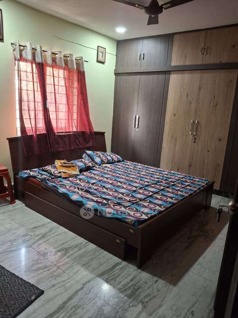 3 BHK Flat In Rr Vedavyasa Nilayam For Sale  In Kothapet