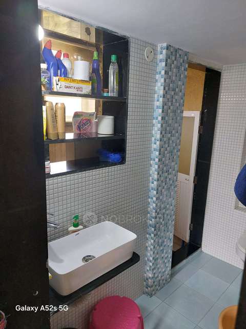 3 BHK Flat In Dosti Venus Building For Sale  In Antop Hill