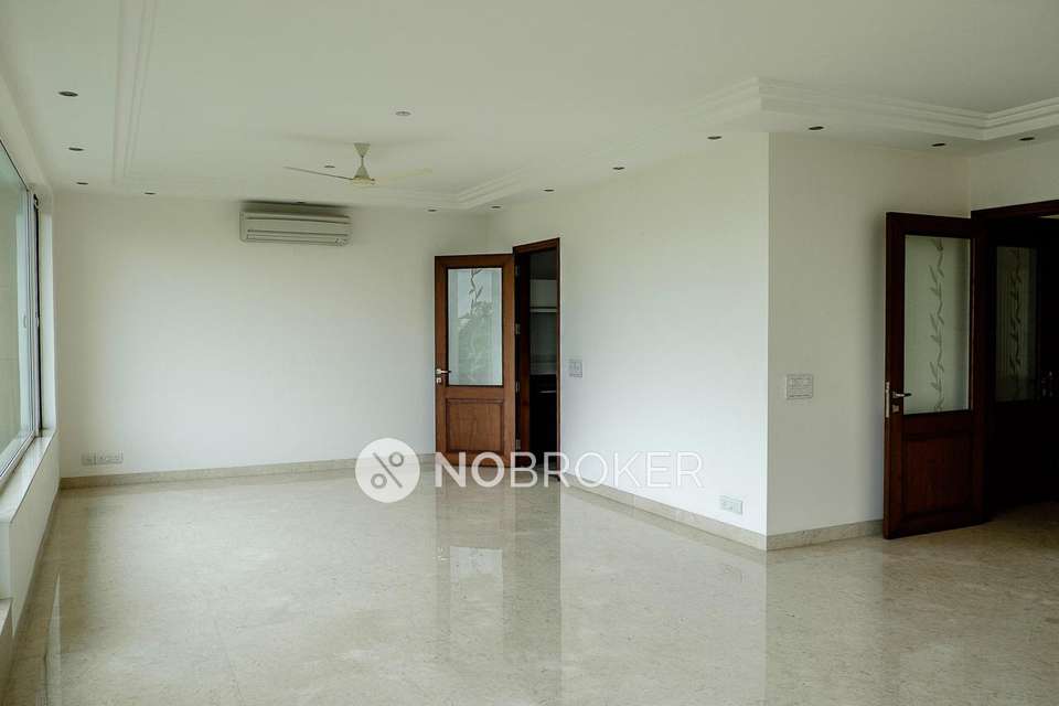 4 BHK Flat For Sale  In Panchsheel Park