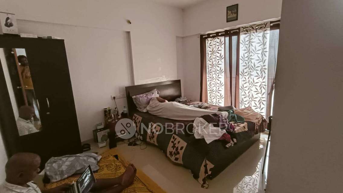 2 BHK Flat In Rajeshwar Lotus, Malad West For Sale  In Malad West