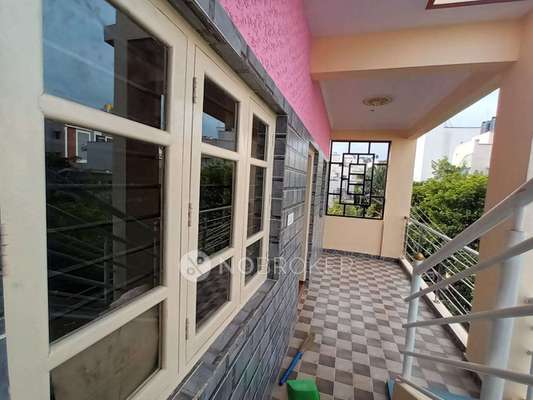 4+ BHK House For Sale  In Jalahalli West