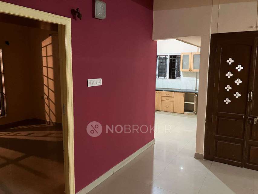 3 BHK Flat In Comfort Heights for Rent  In Lbs Nagar